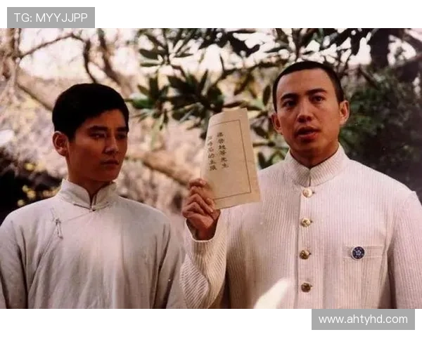 荧屏硬汉的深情蜕变：谷智鑫的演技魅力解析